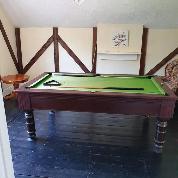 Country Manor House With Indoor Pool And Hot Tub Rochester (Kent) Exterior foto
